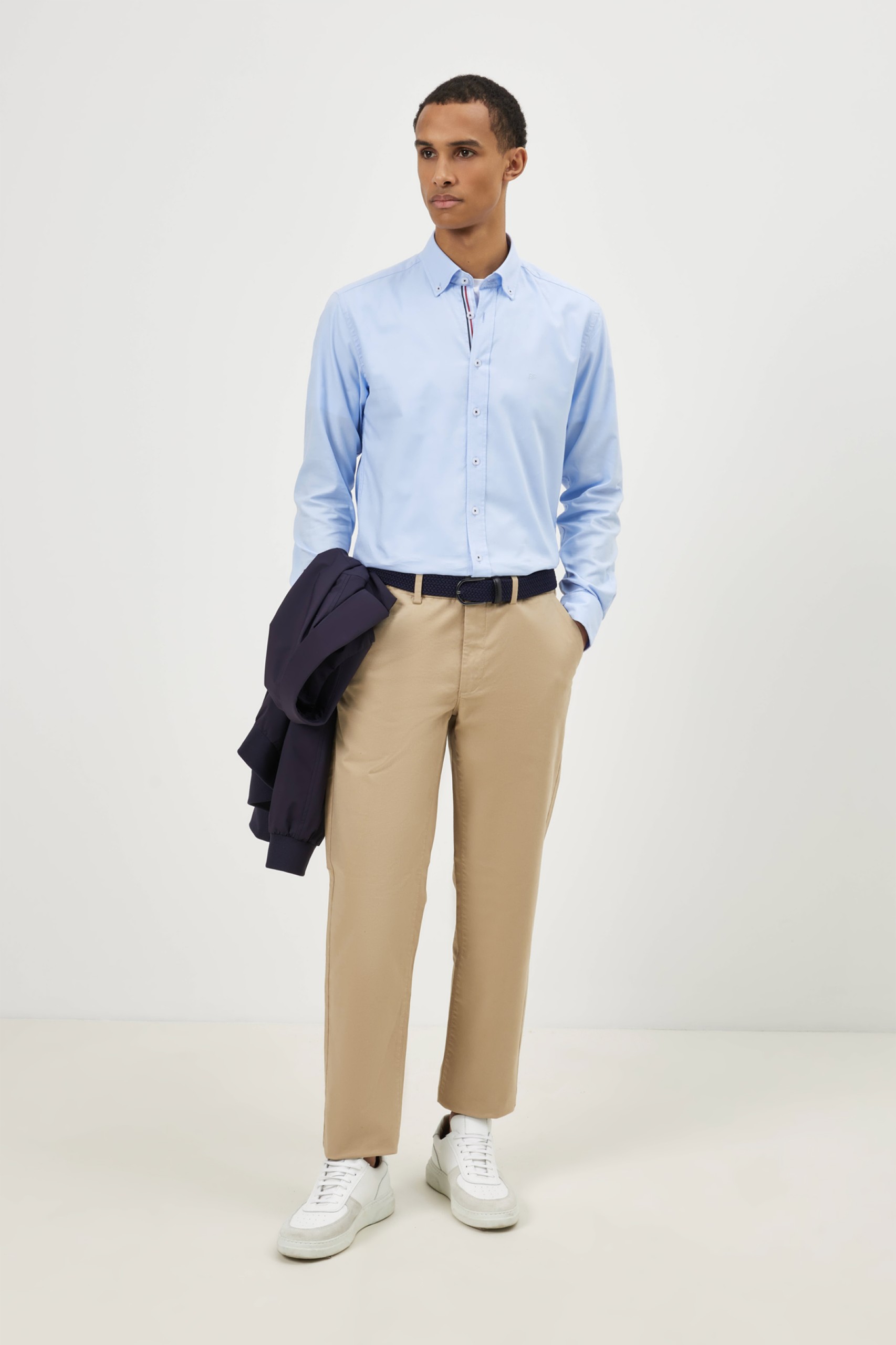 Pantalón chino regular fit
