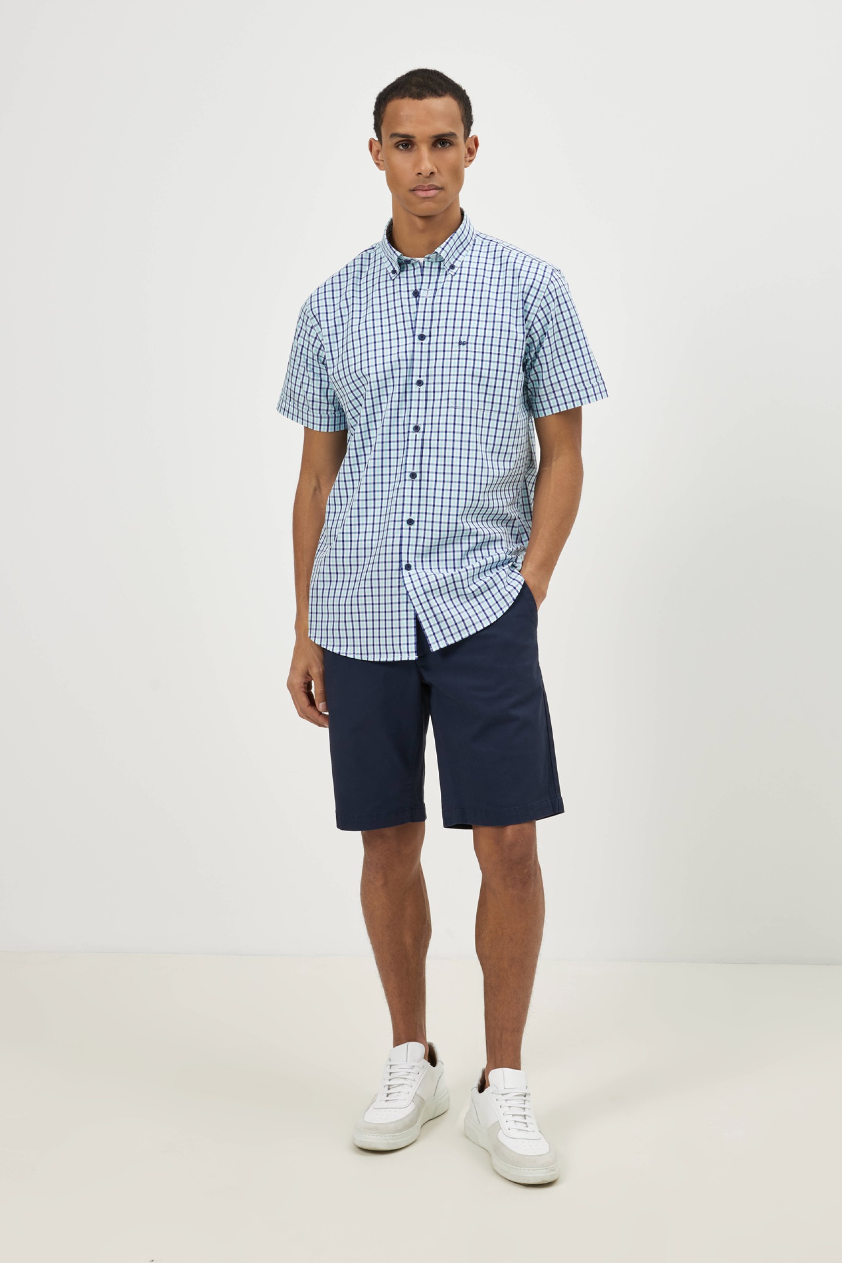 Camisa regular fit a cuadros