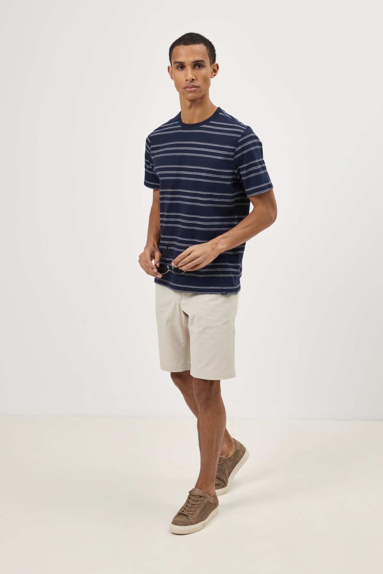 T-shirt �s riscas em algod�o