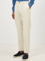 Cal�as chino com textura slim fit