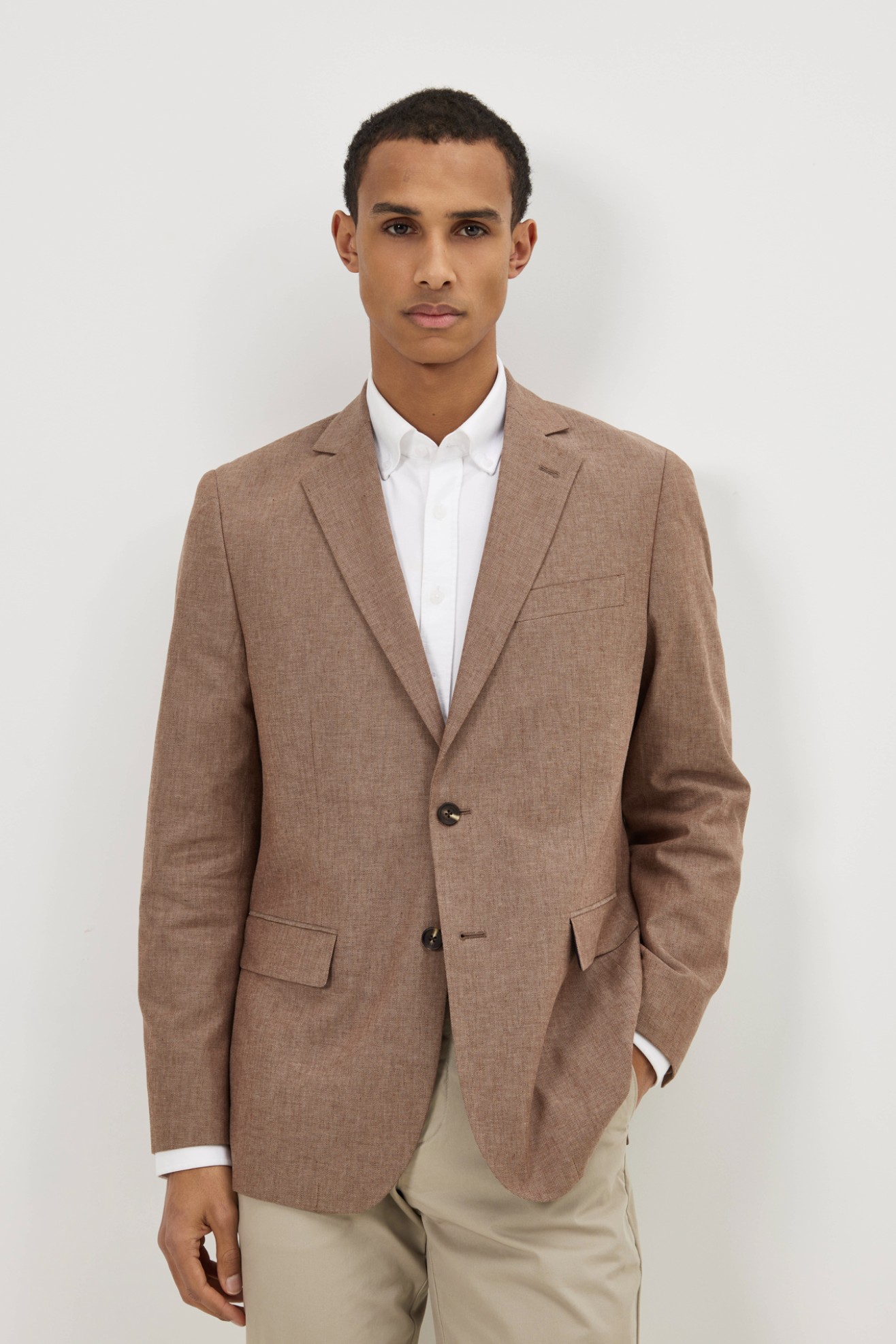 Blazer em linho e algod�o slim fit
