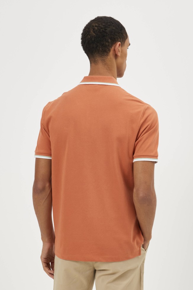 Polo em malha piquê Polo em malha piquê