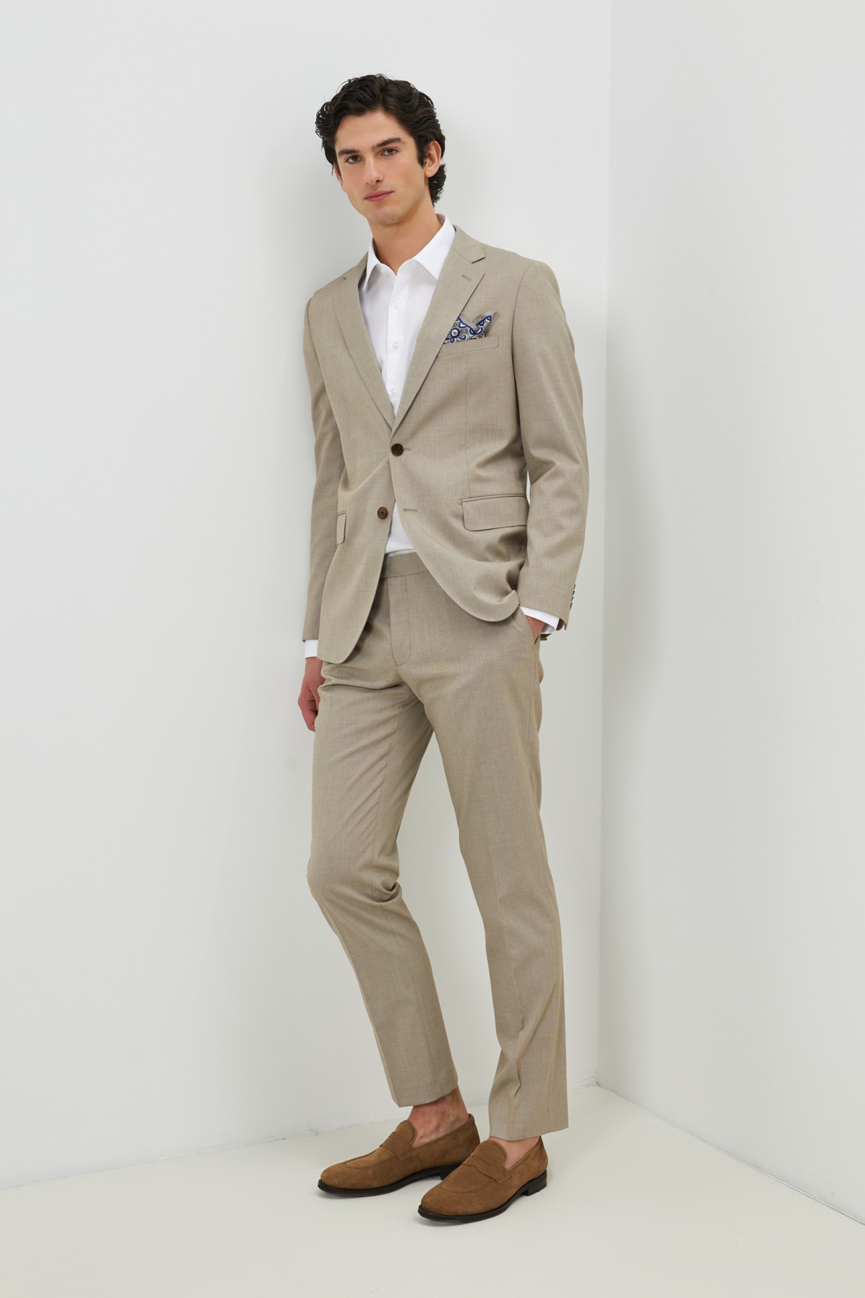Fato clássico slim fit