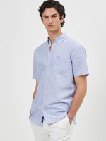 Camisa �s riscas em linho e algod�o