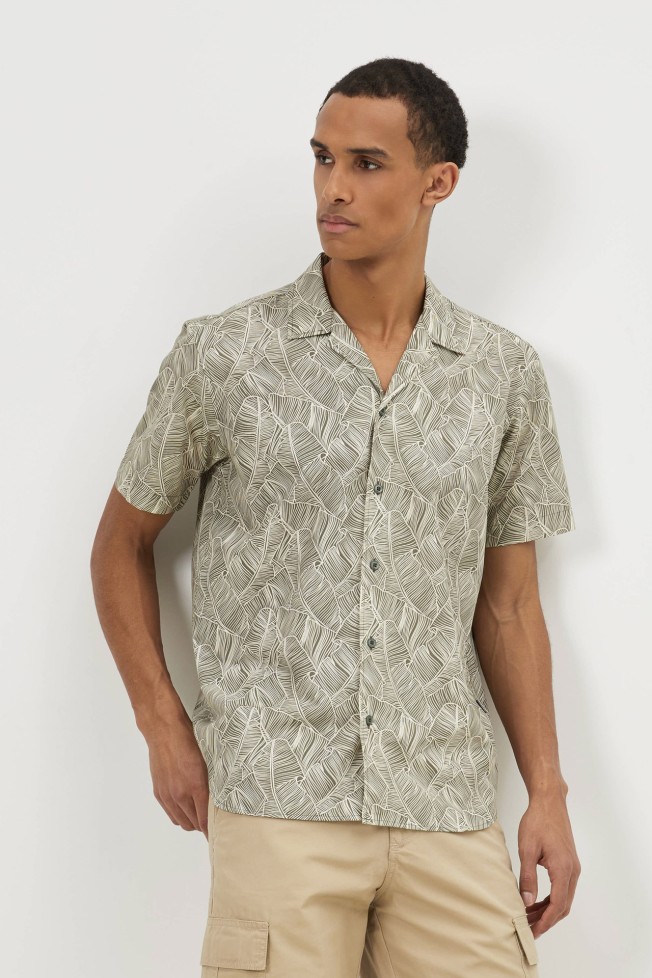 Camisa estampado tropical regular fit