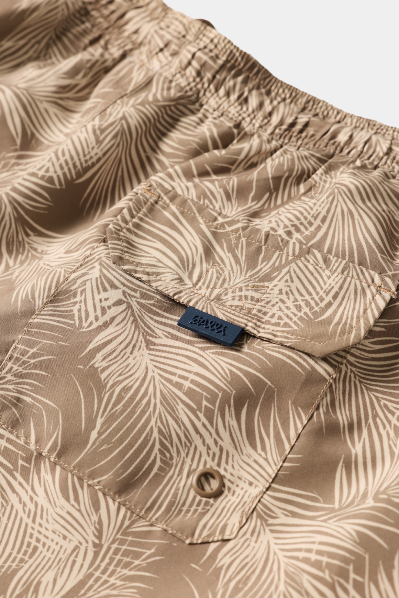 Cal��es de banho estampado floral