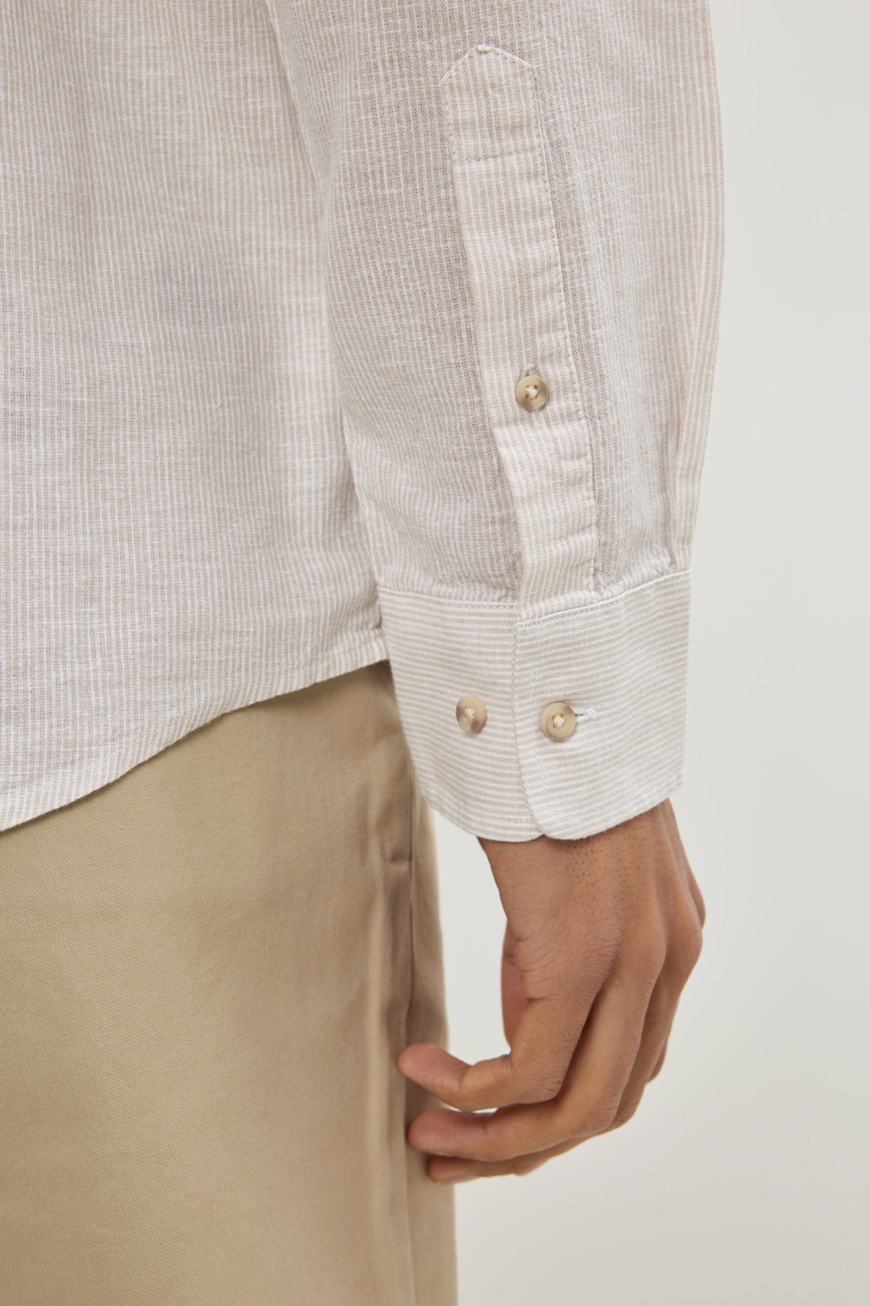 Camisa regular fit de lino