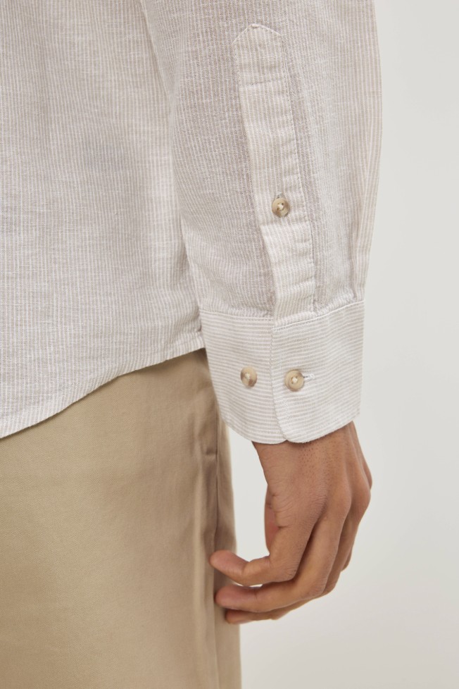 Camisa regular fit em linho