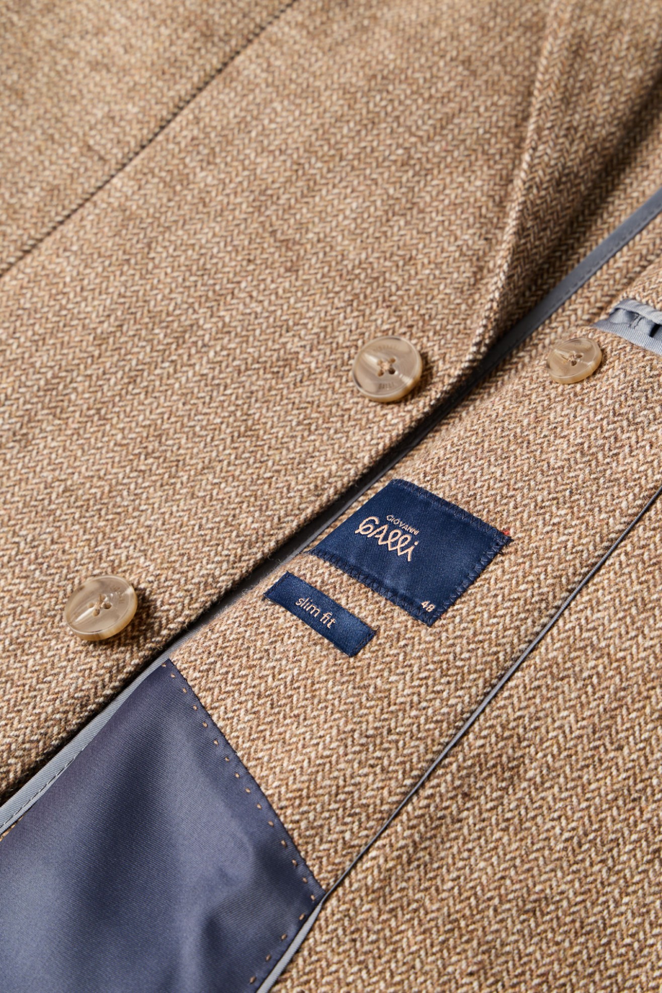 Blazer cl�ssico slim fit em bege