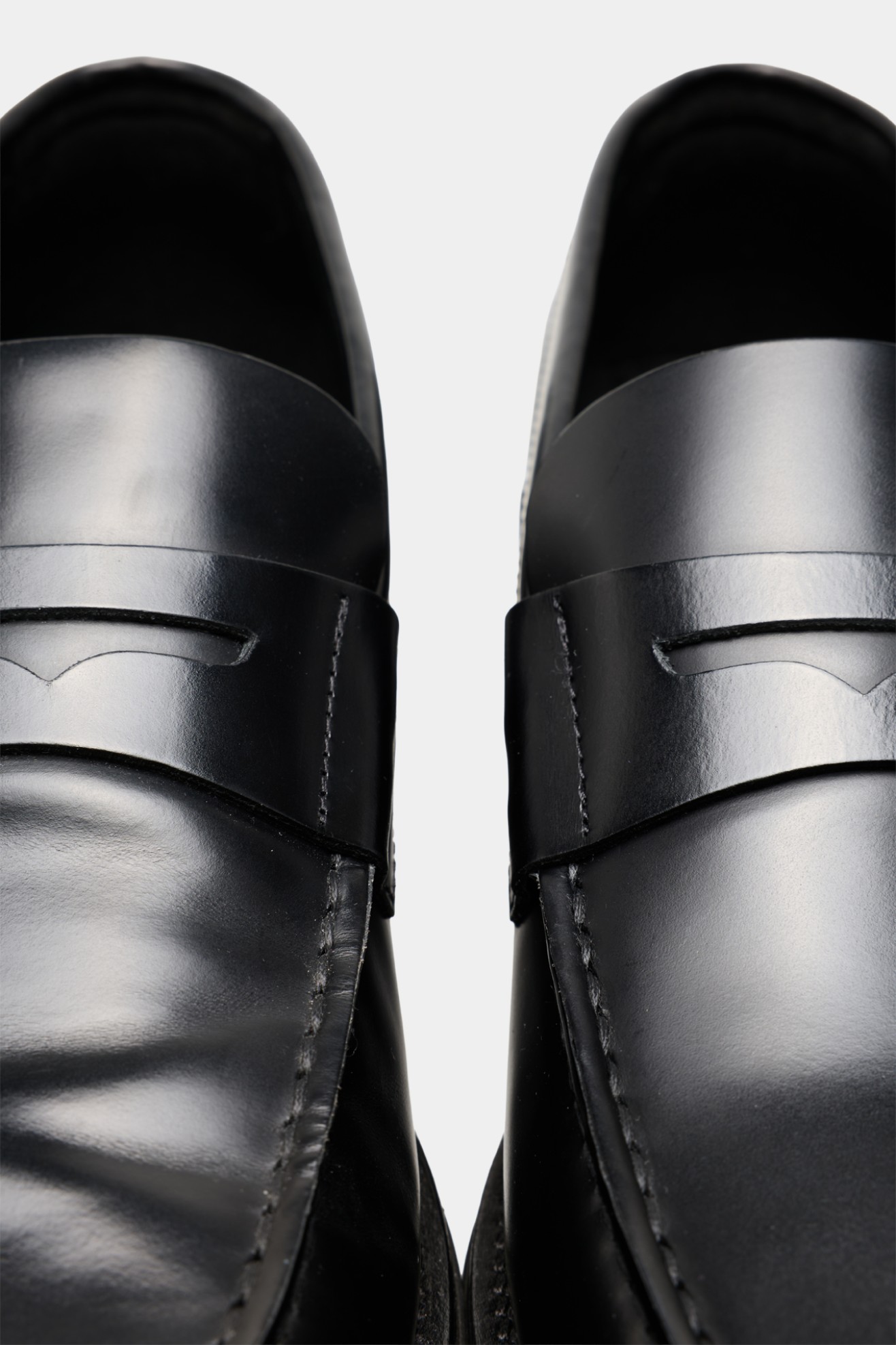 Mocassins em pele