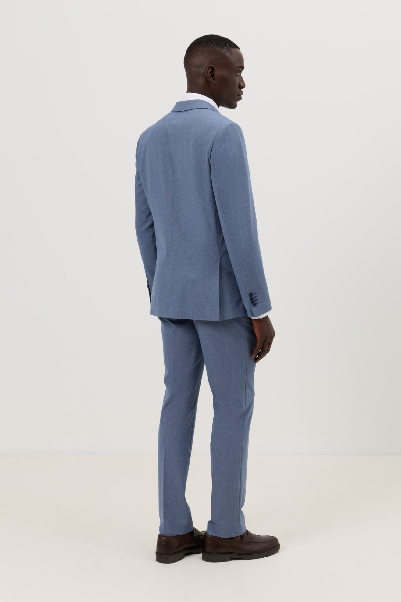 Fato cl�ssico slim fit Machine Washable & Non-Iron