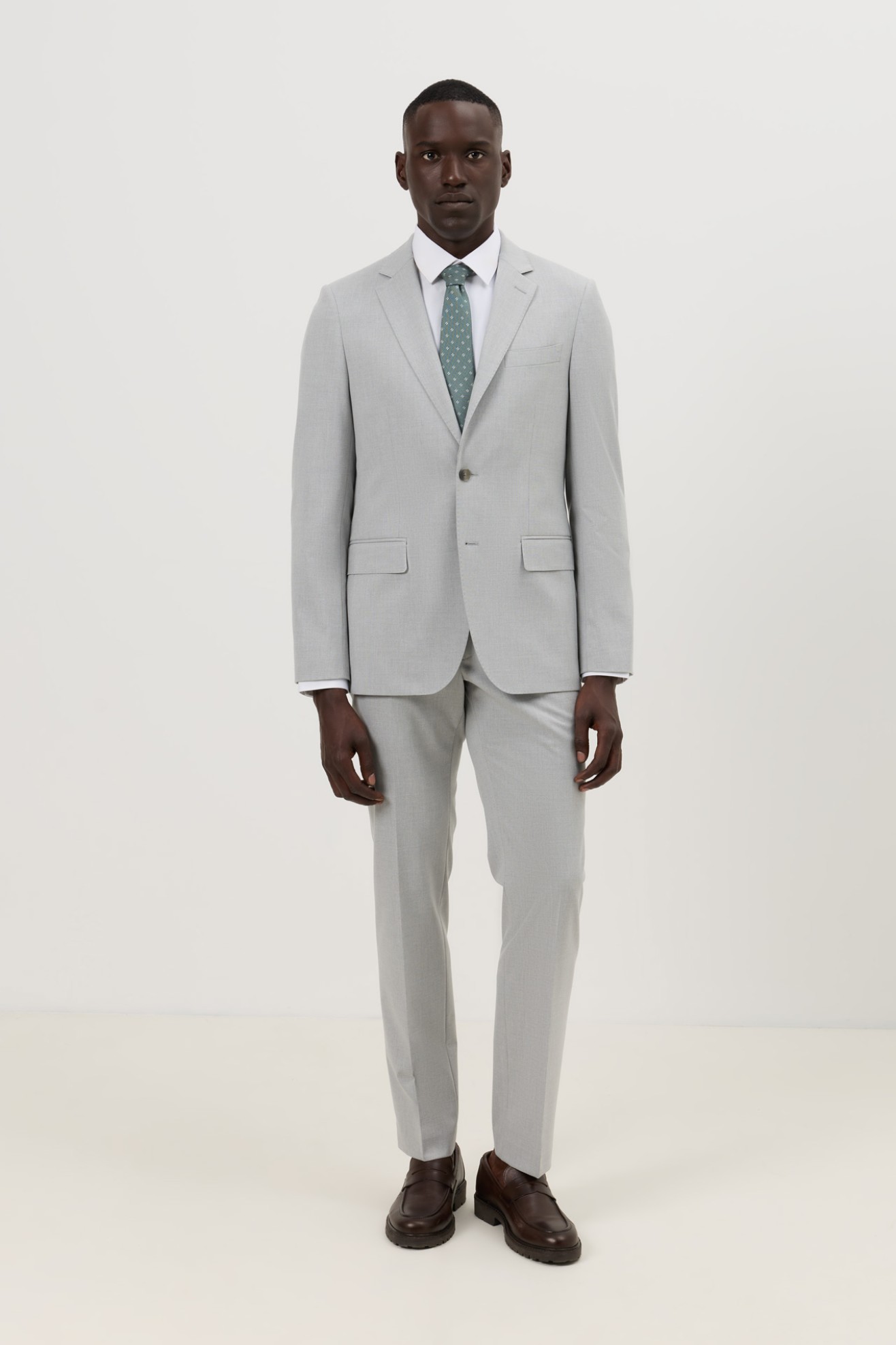 Fato cl�ssico slim fit Machine Washable & Non-Iron