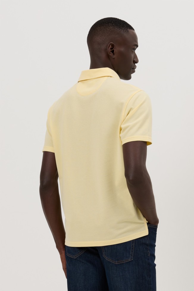 Polo bicolor em malha piqu�