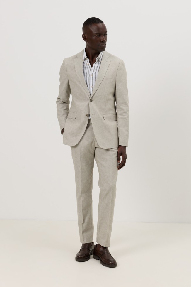 Fato cl�ssico em algod�o e linho slim fit