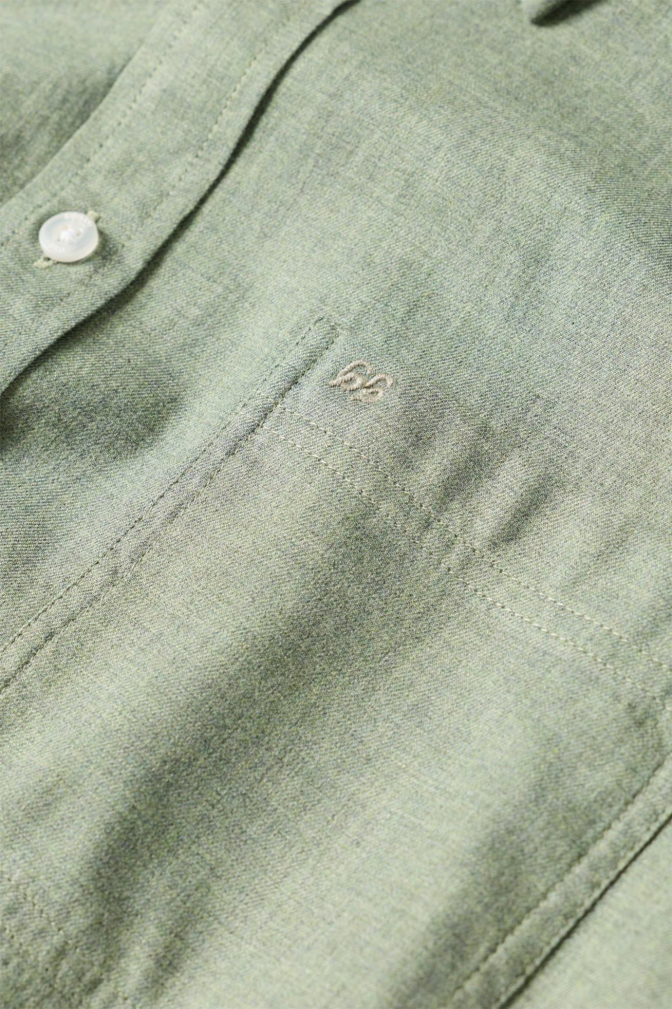Camisa regular fit algod�o em caqui