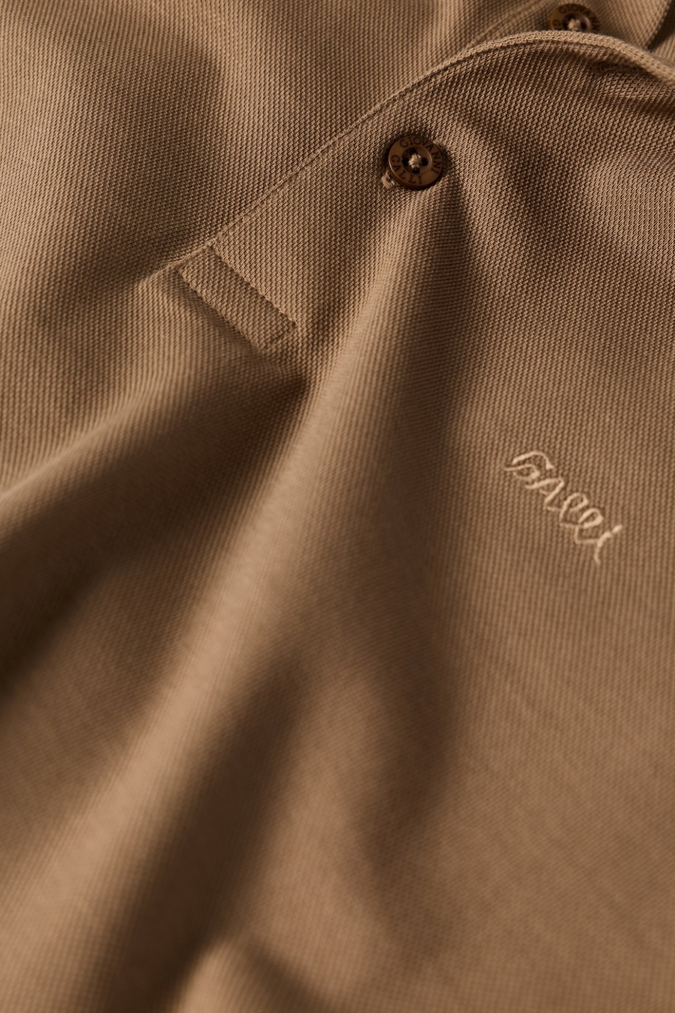 Polo em algod�o slim fit