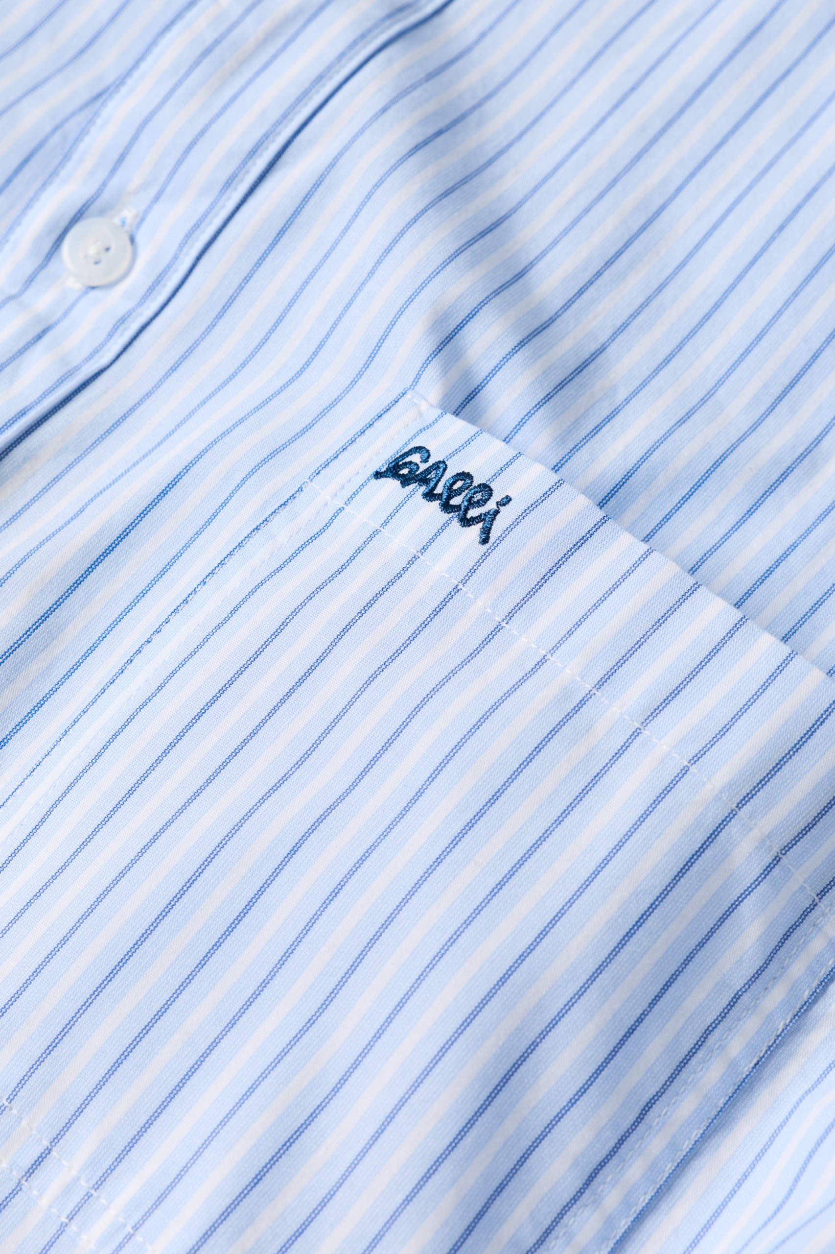 Camisa regular fit de rayas