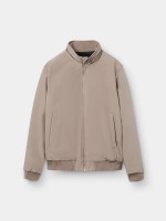 Blus�o acolchoado resistente � �gua