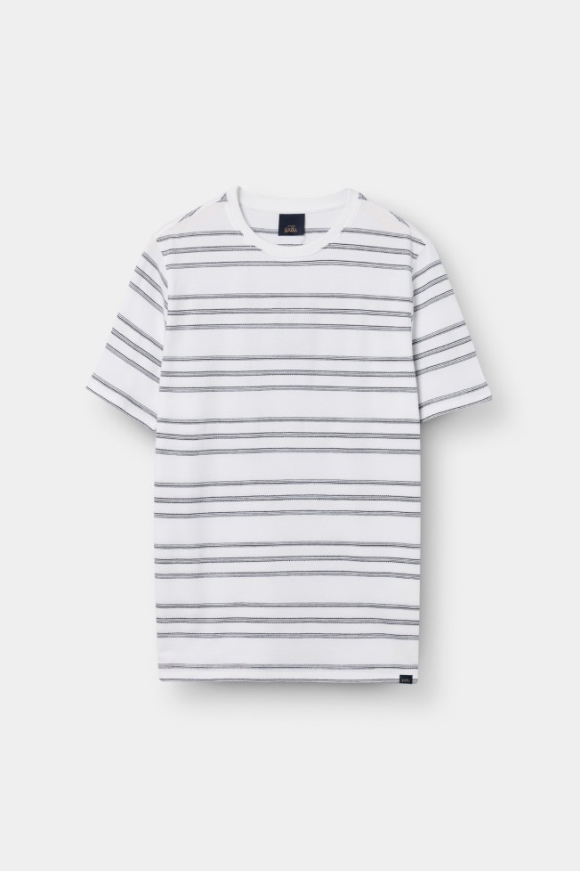 T-shirt às riscas em algodão T-shirt às riscas em algodão