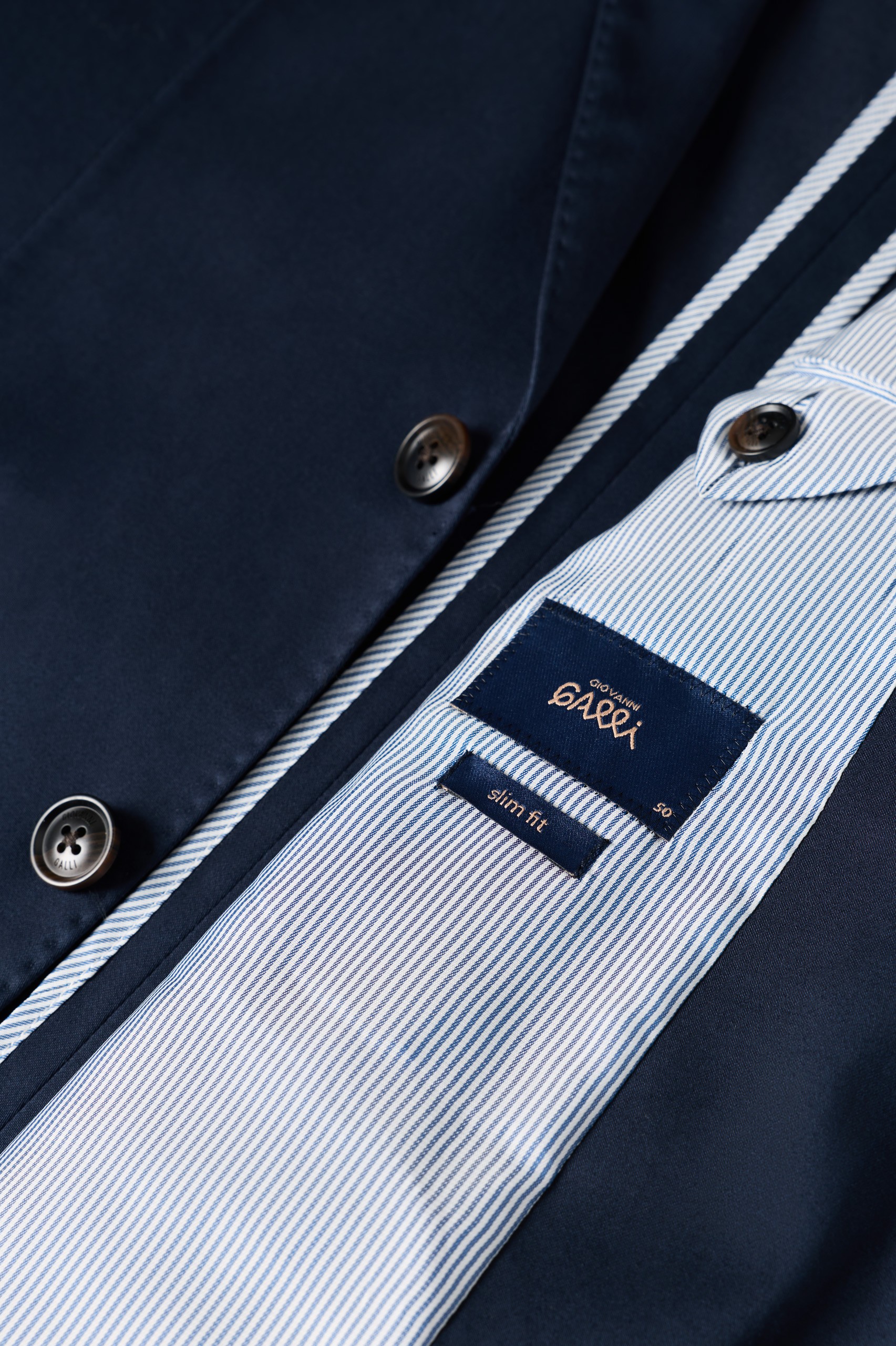 Traje clásico slim fit