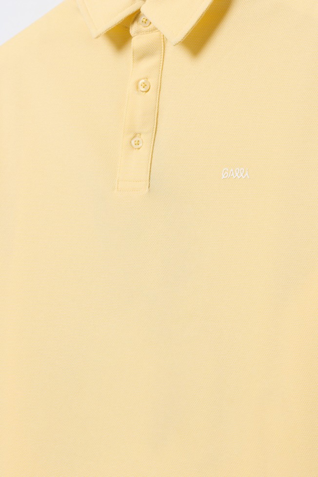 Polo bicolor em malha piqu�