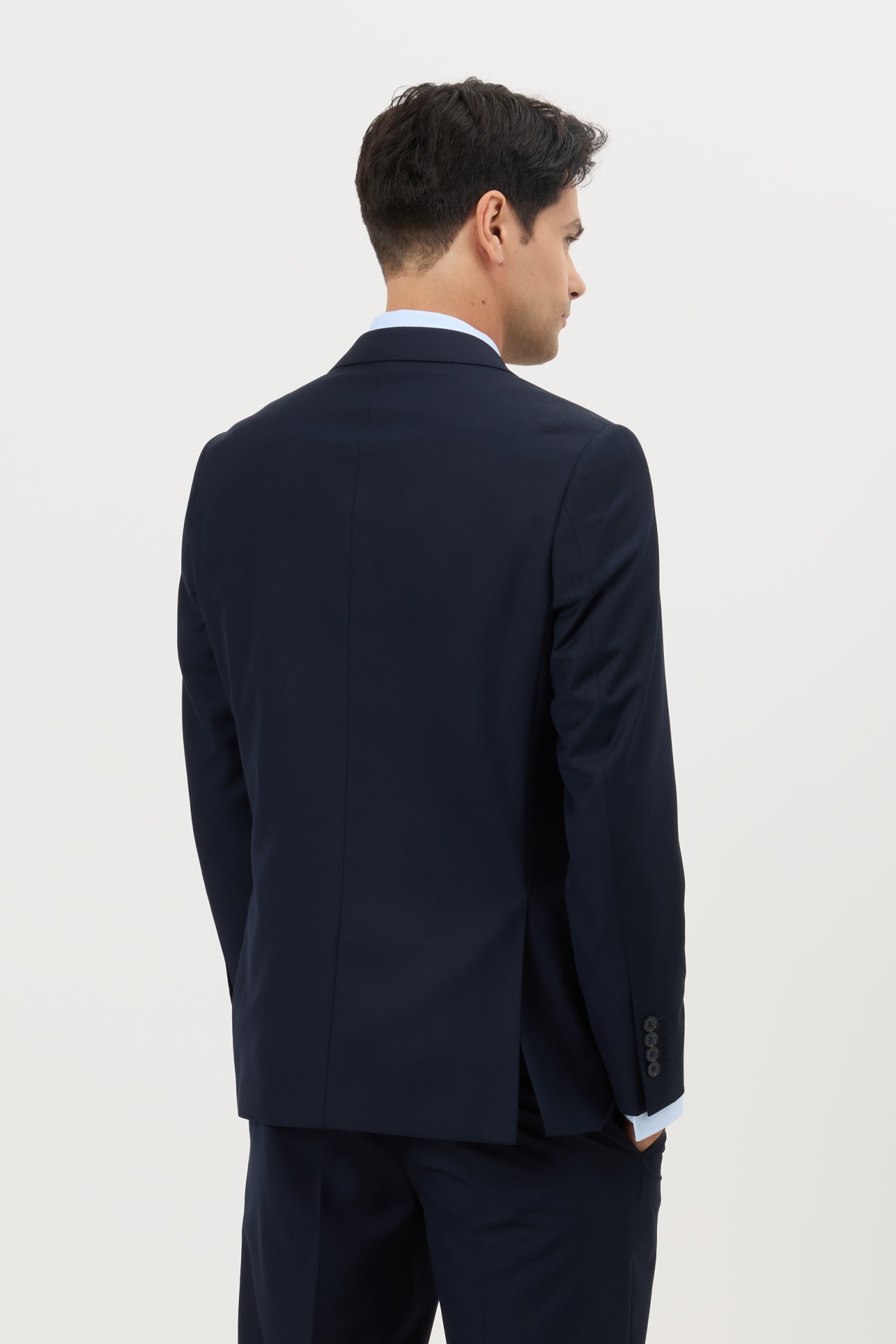 Fato cl�ssico slim fit em azul-marinho