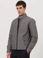 Blus�o casual com estampado