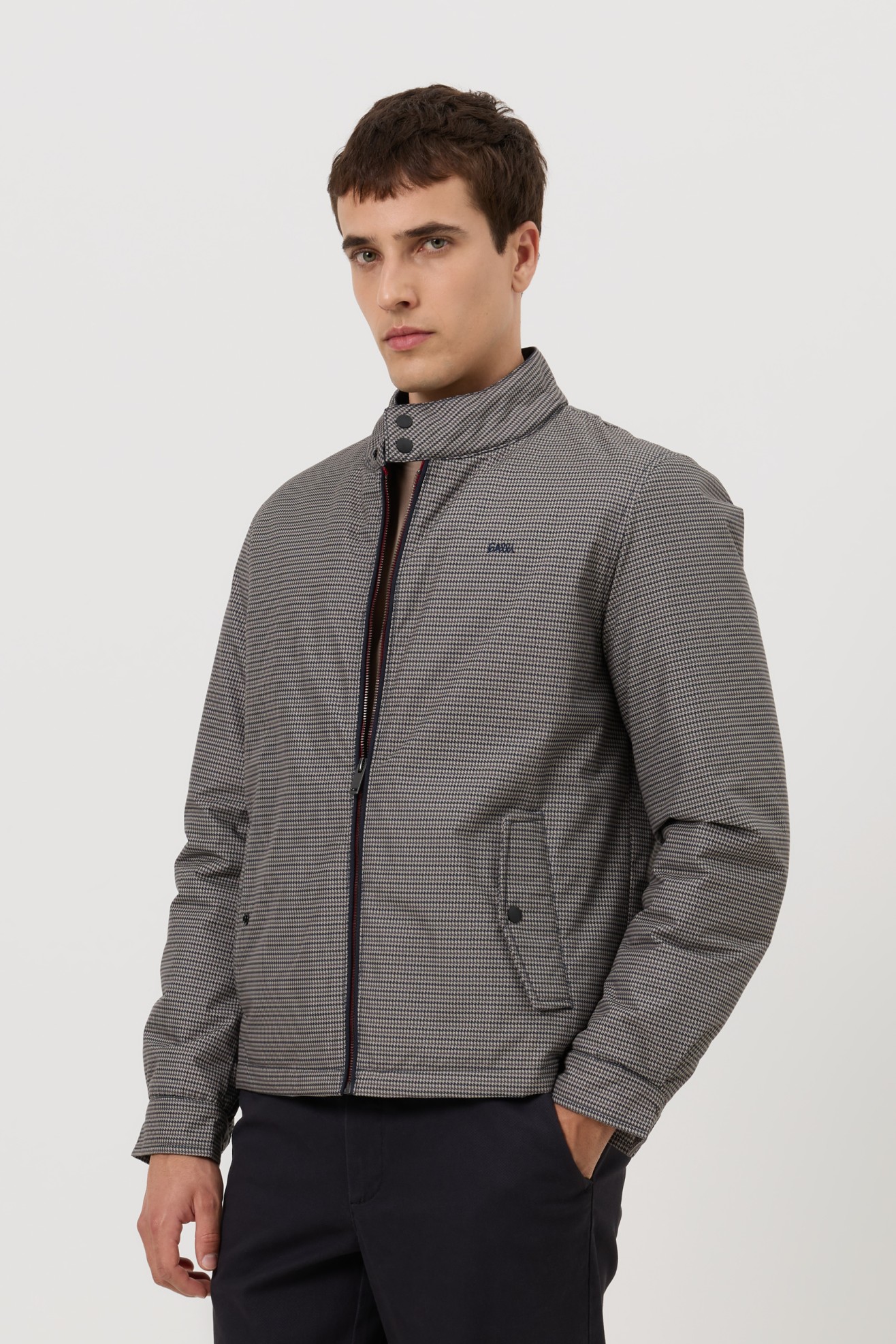Blus�o casual com estampado