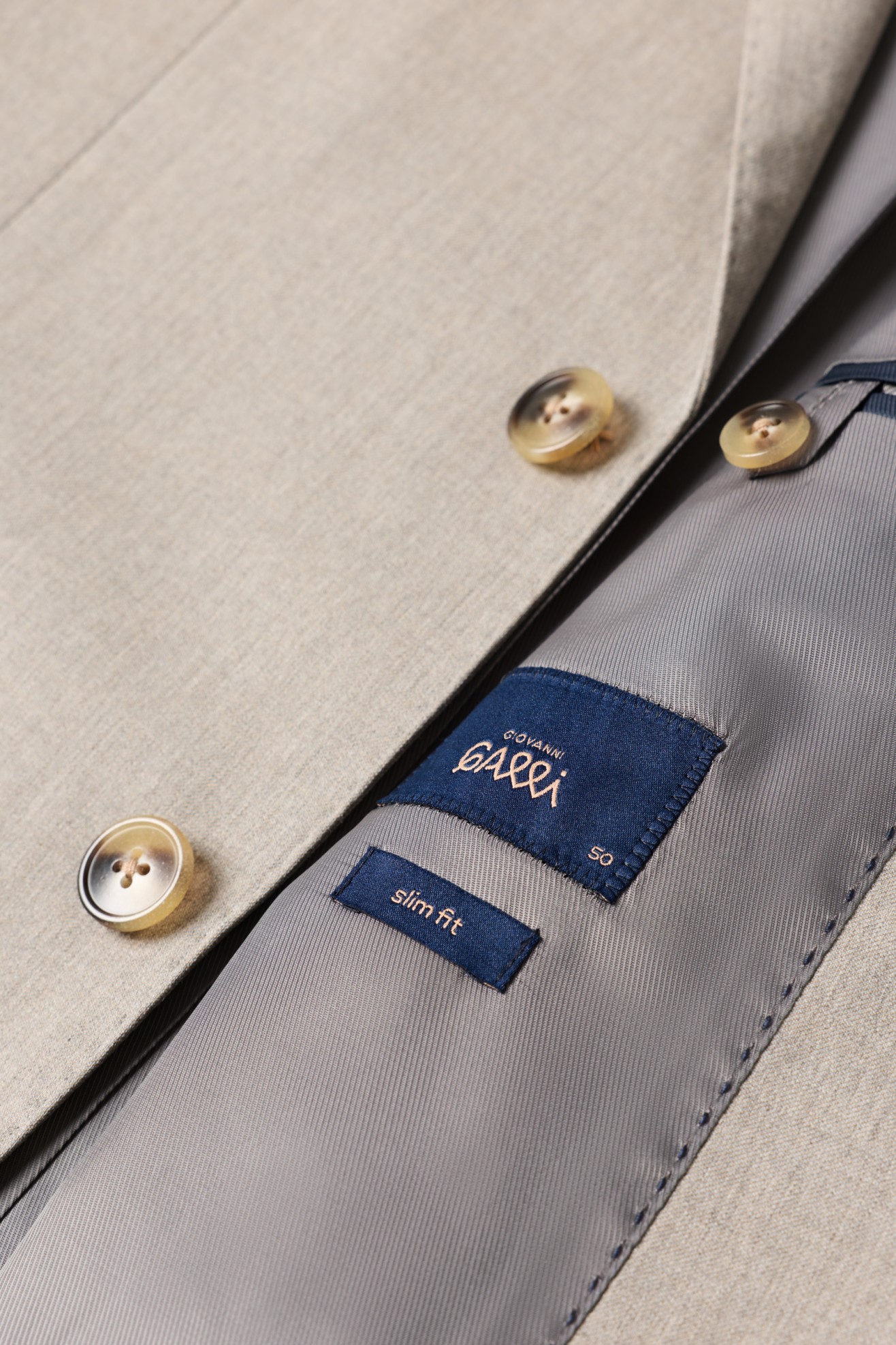 Fato bege slim fit
