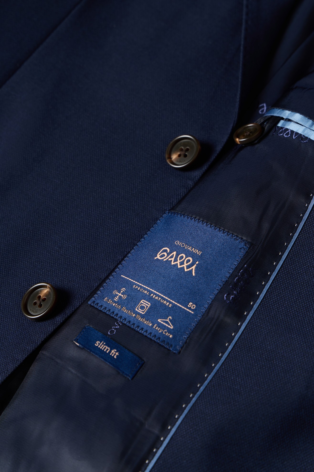Fato Machine Washable e Easy Care Slim Fit