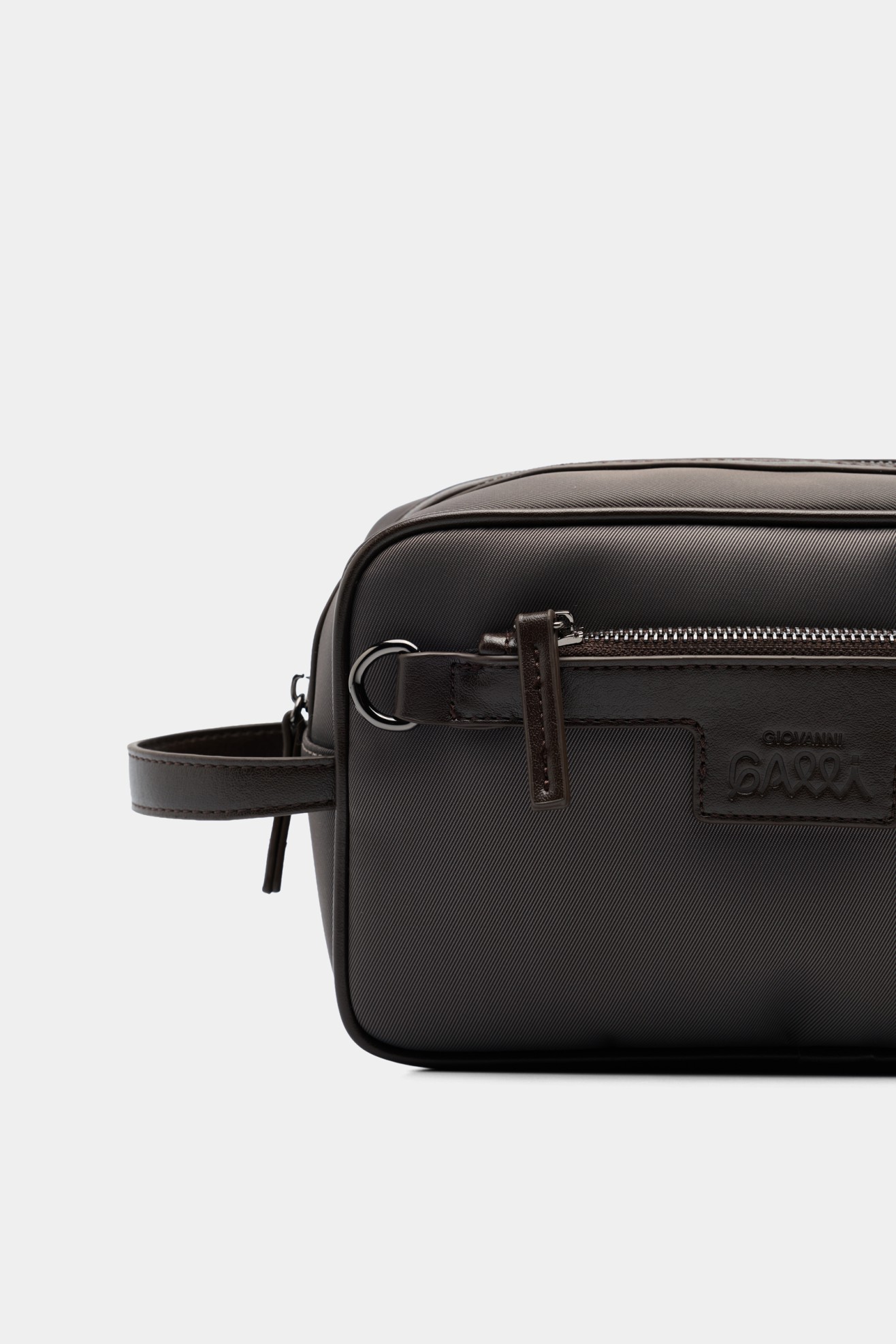 Necessaire com detalhes em PU