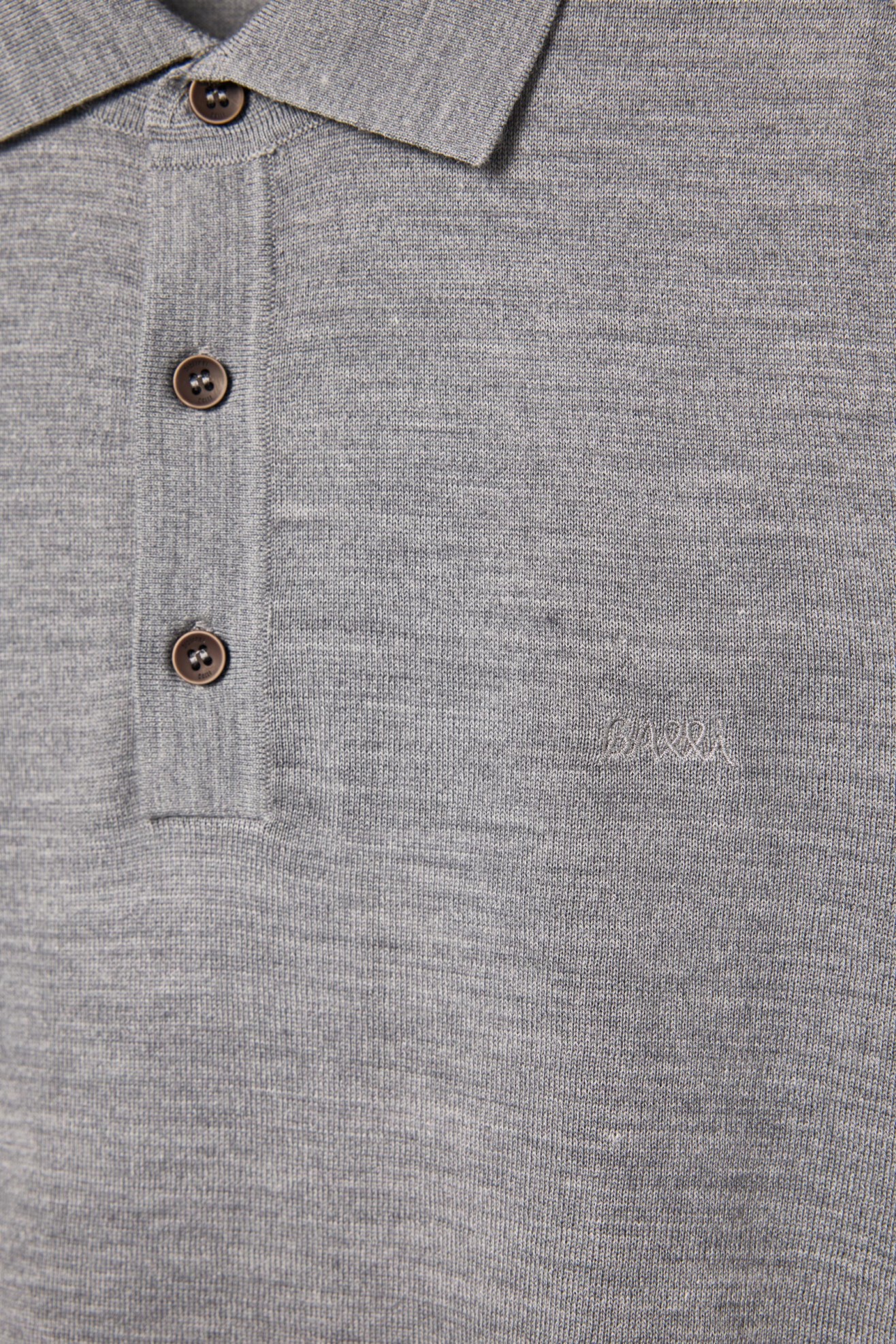 Polo cinzento de malha com l� merino