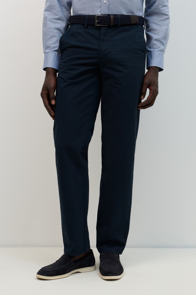 Cal�as chino em azul-marinho regular fit