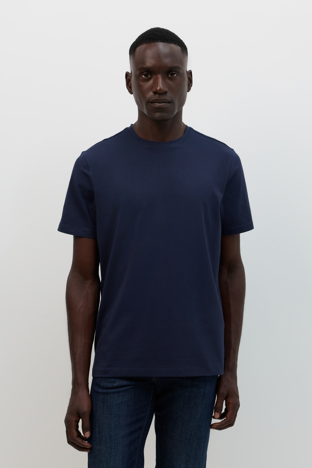 T-shirt azul-marinho com algod�o premium