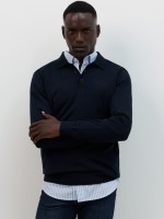 Polo de malha com l� merino em azul-marinho