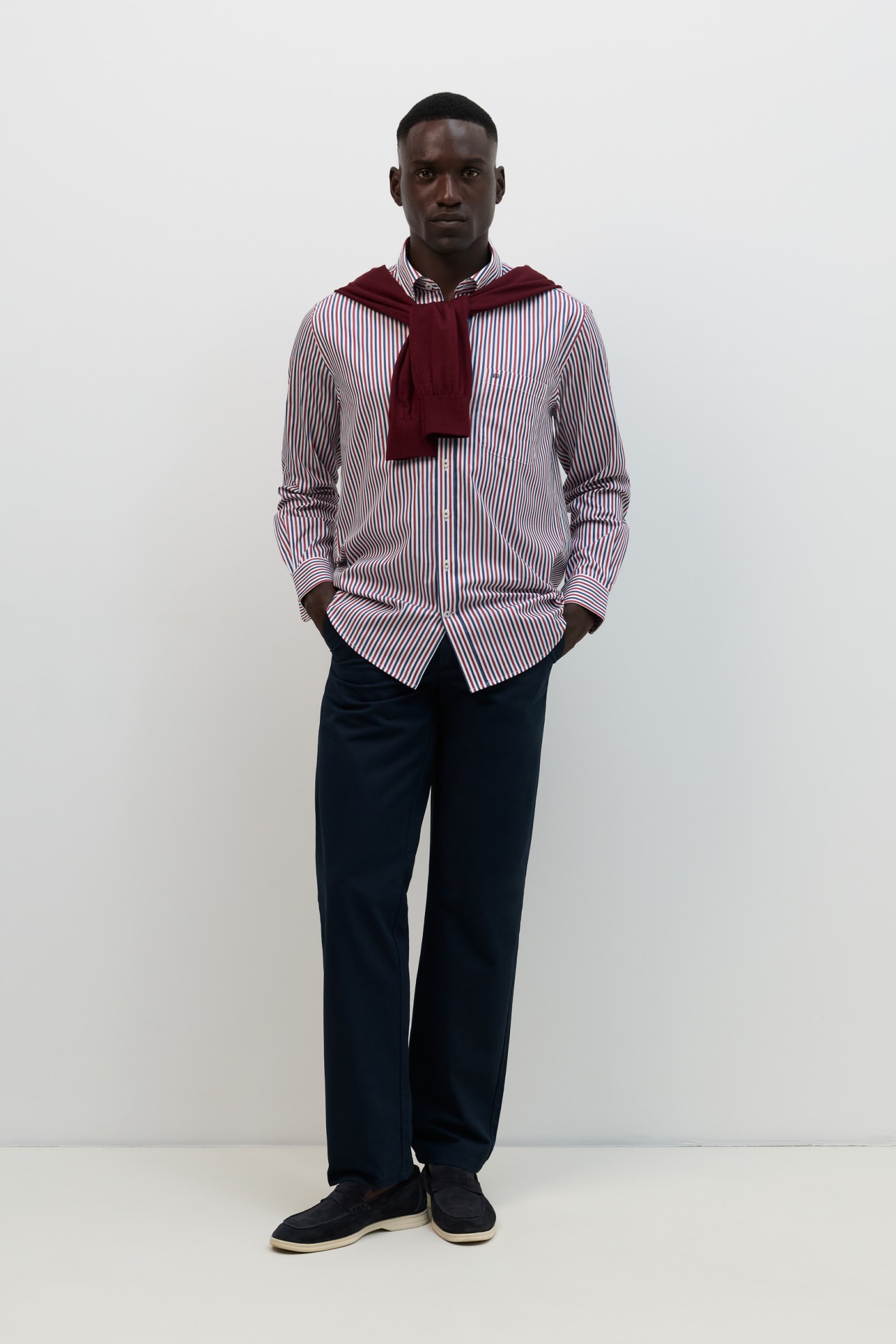 Camisa �s riscas regular fit em vermelho