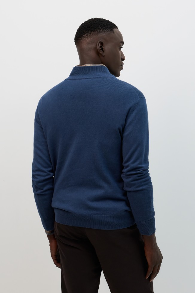 Camisola gola alta azul-marinho com fecho Camisola gola alta azul-marinho com fecho
