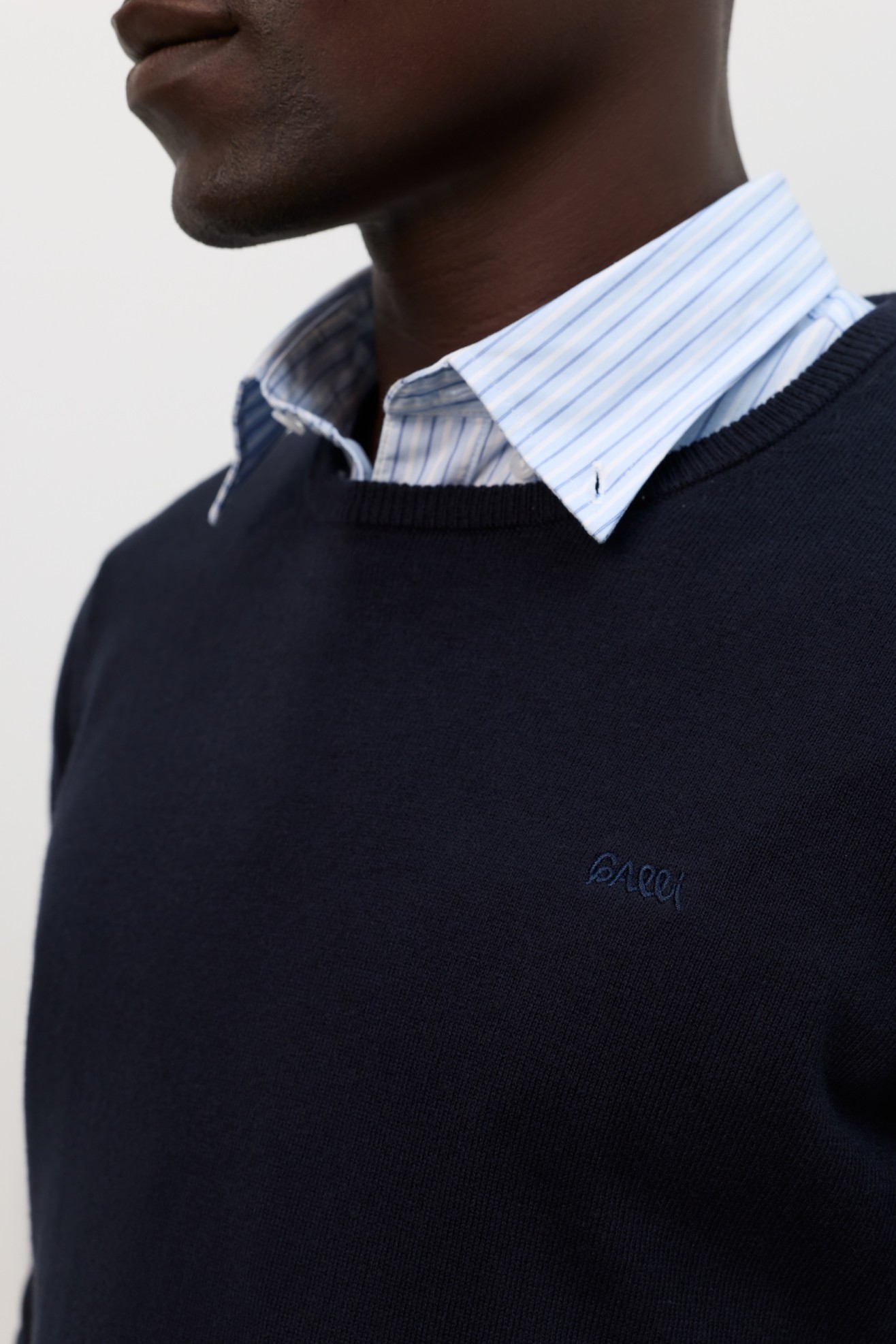 Camisola azul-marinho com algod�o e caxemira