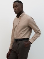 Camisa Oxford de corte regular en beige