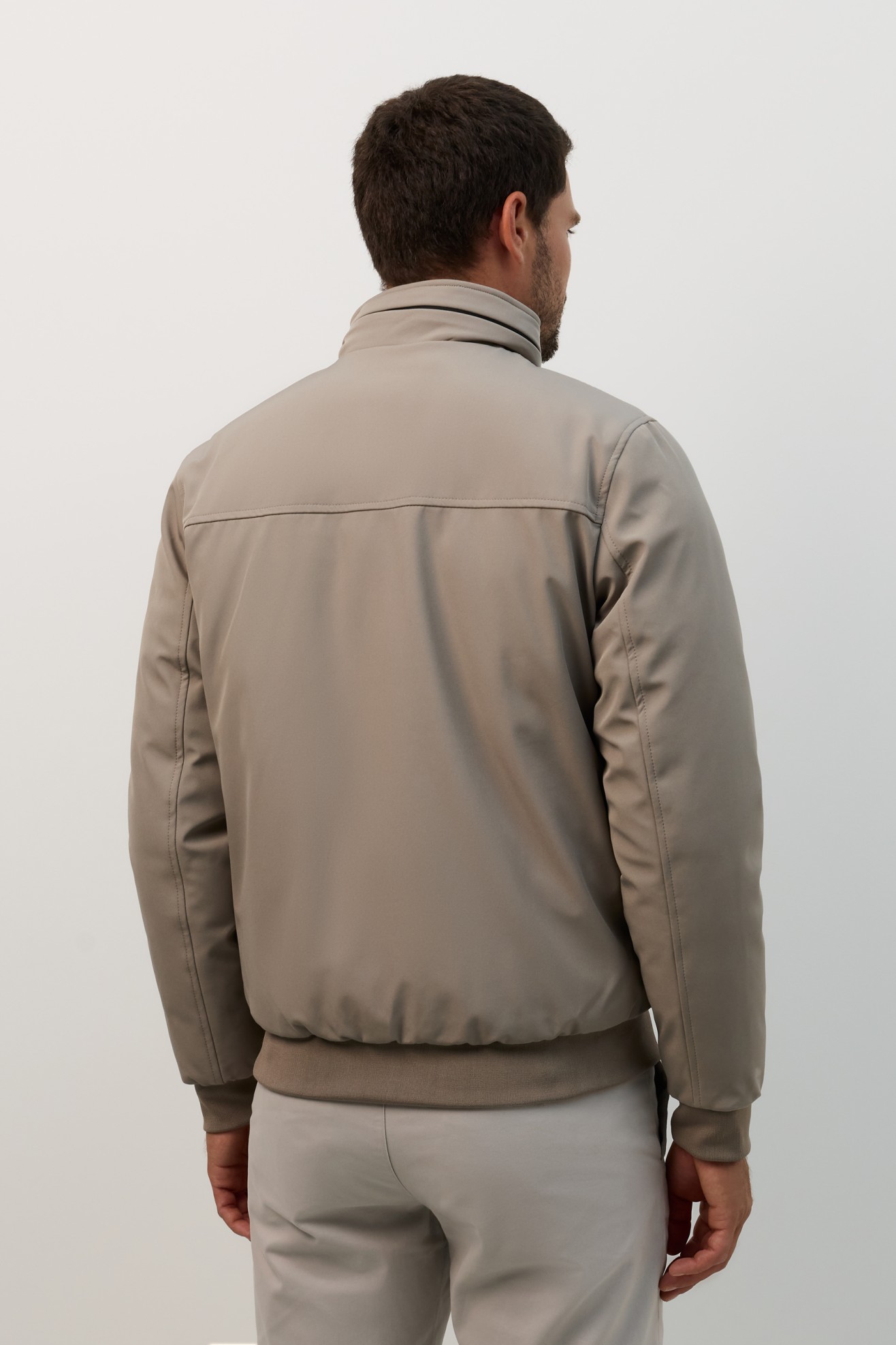 Chaqueta acolchada resistente al agua