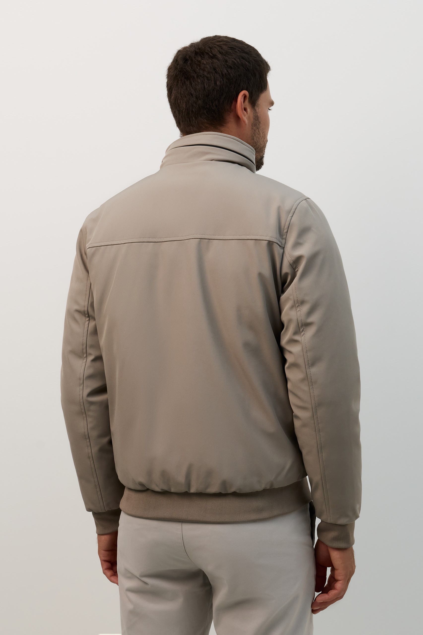 Chaqueta acolchada resistente al agua