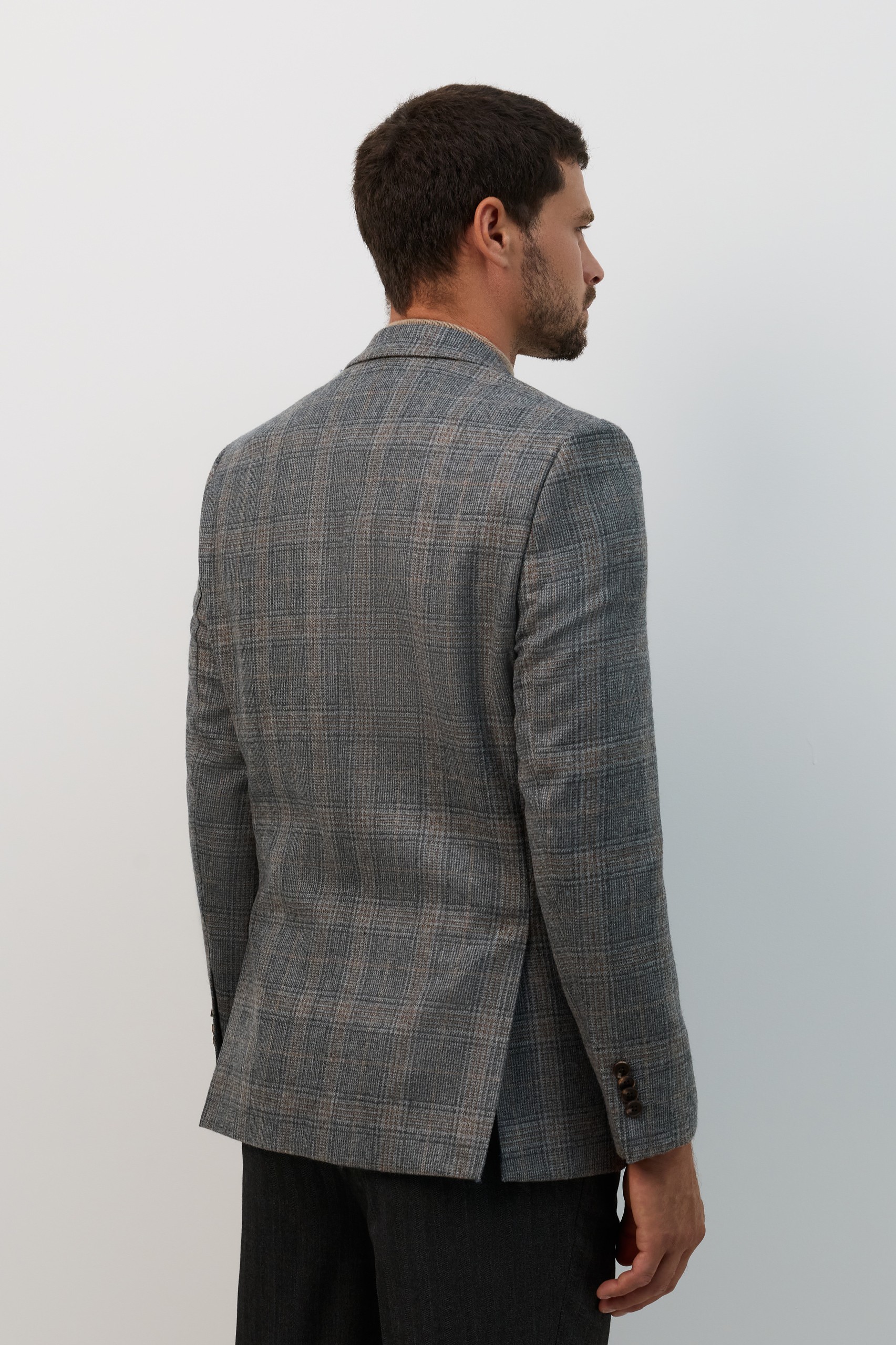 Blazer de cuadros de corte regular en lana