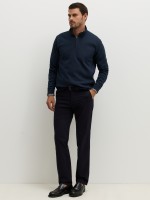 Pantalones chinos de corte regular en azul marino