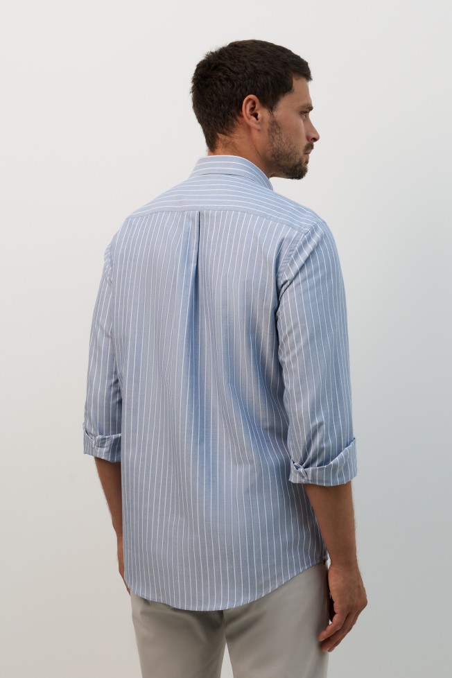 Camisa azul �s riscas regular fit