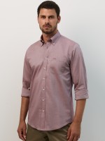 Camisa roja de manga larga