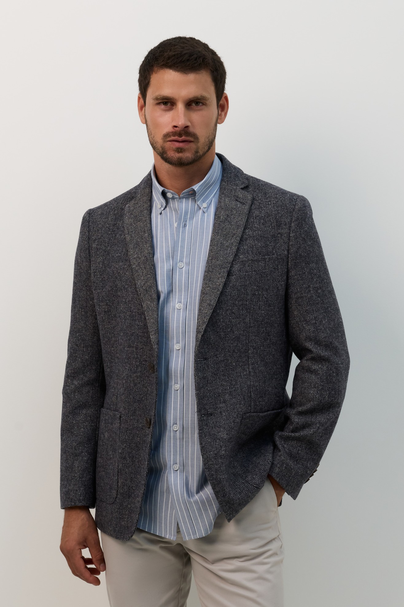 Blazer cl�ssico slim fit em azul-marinho