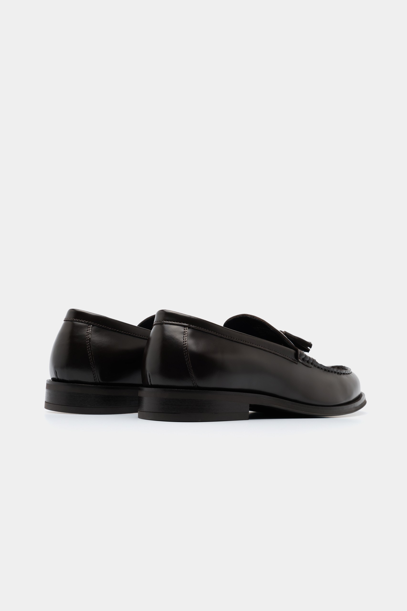Mocasines de cuero con encanto