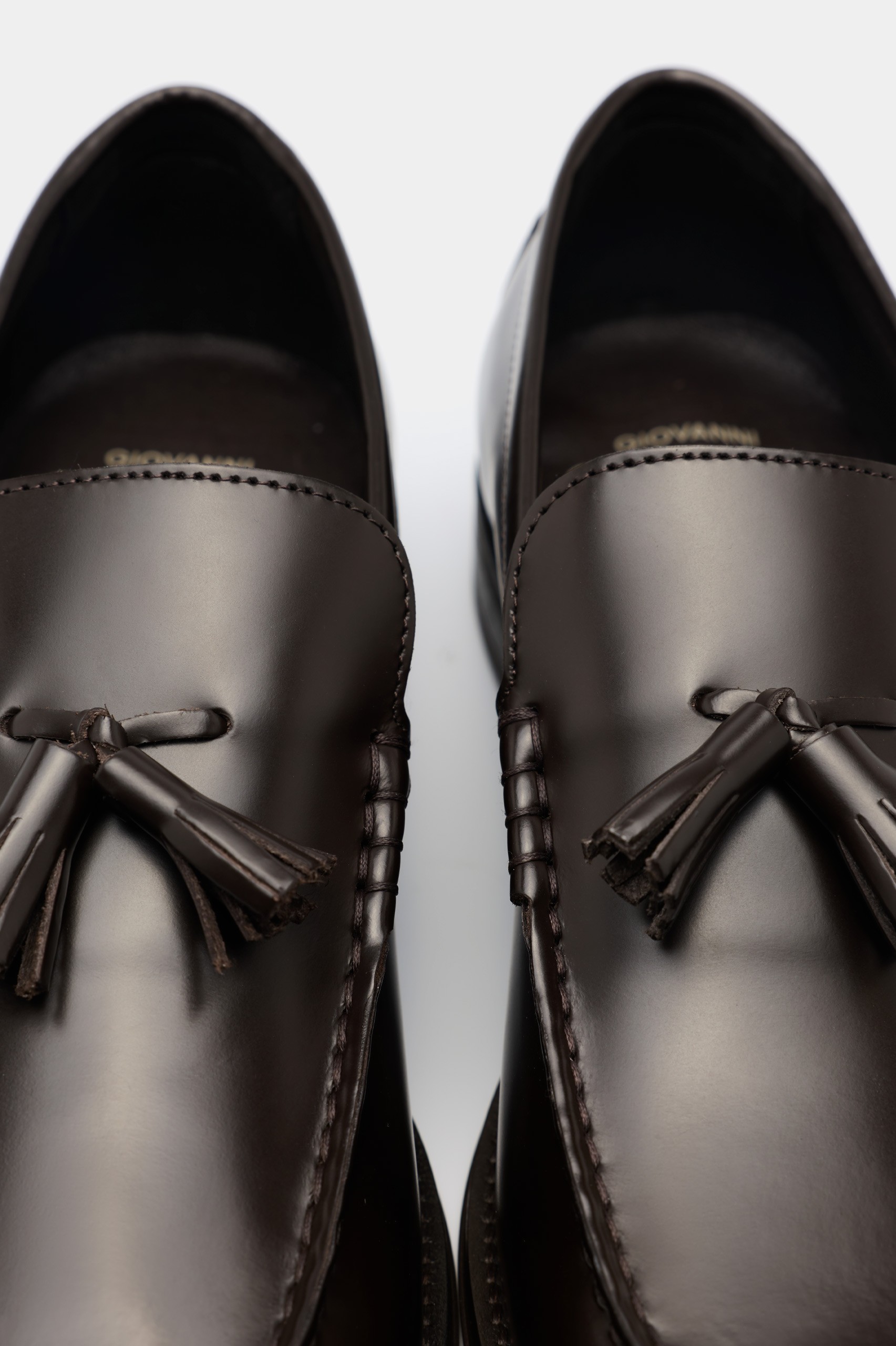 Mocasines de cuero con encanto